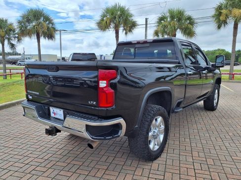 Used 2020 Chevrolet Silverado 2500 LTZ w/ LTZ Texas Edition AWD/4WD image 5