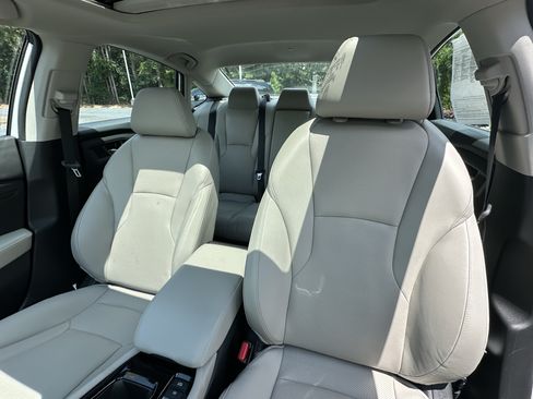 Used 2025 Honda Accord Touring image 8