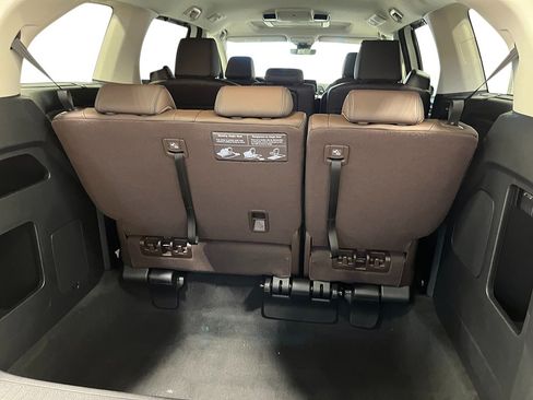 New 2026 Honda Odyssey Touring image 28