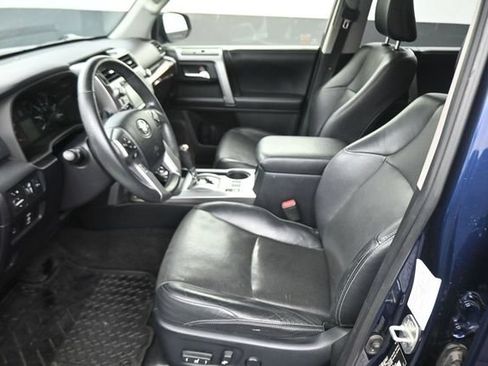 Used 2018 Toyota 4Runner Limited AWD/4WD image 21