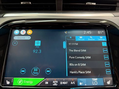 Used 2020 Chevrolet Bolt Premier w/ Infotainment Package FWD image 23