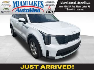 Used 2025 Kia Sorento LX video 1