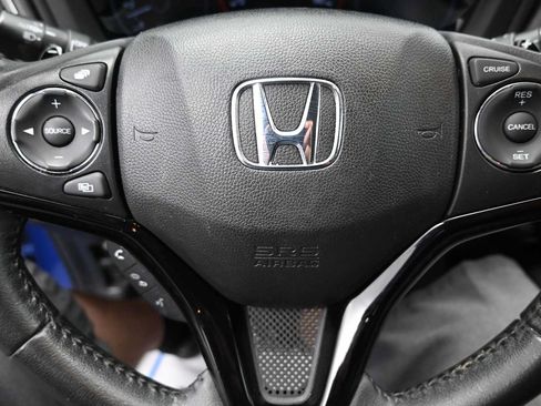 Used 2018 Honda HR-V EX-L image 17