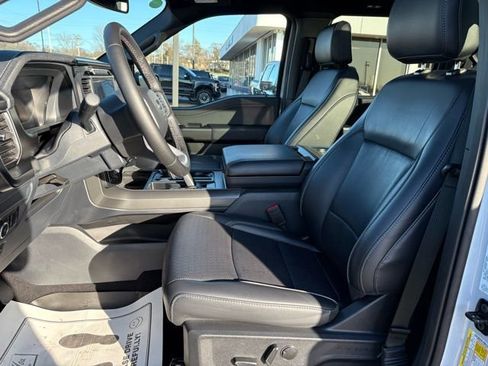 Used 2025 Ford F150 Lariat w/ Equipment Group 502A High image 20