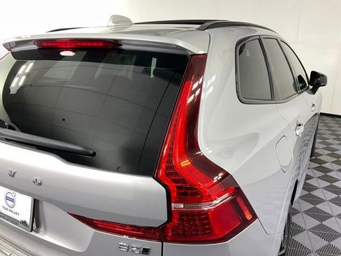 New 2025 Volvo XC60 B5 Core w/ Protection Package Premier image 8
