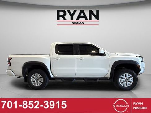 Certified 2022 Nissan Frontier SV AWD/4WD image 17