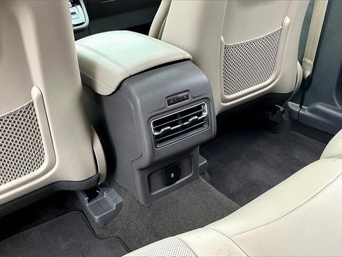 Used 2022 Lincoln Corsair AWD w/ Equipment Group 101A image 25