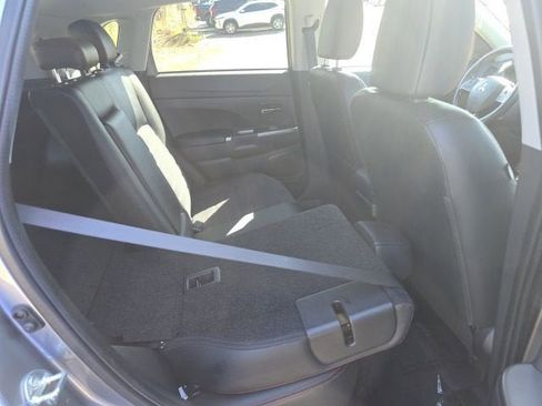 Used 2024 Mitsubishi Outlander Sport AWD image 32