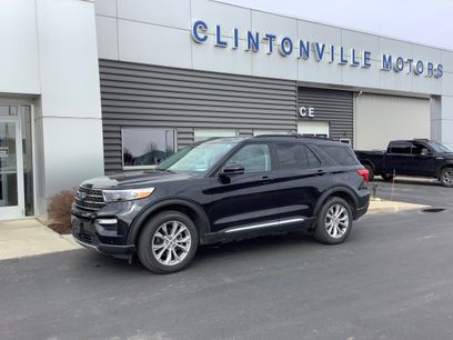 Certified 2023 Ford Explorer XLT w/ Equipment Group 202A