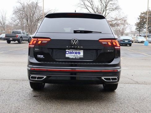 Used 2023 Volkswagen Tiguan SEL R-Line image 6