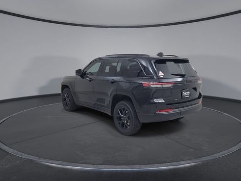 New 2026 Jeep Grand Cherokee Altitude AWD/4WD image 11