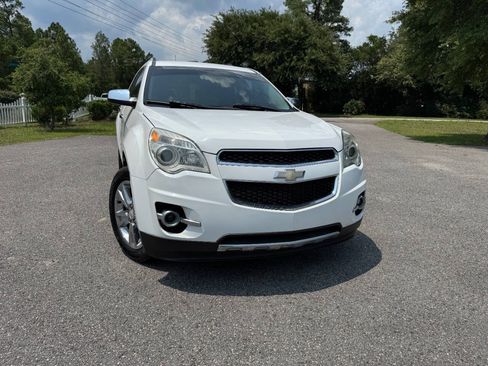 Used 2010 Chevrolet Equinox LTZ FWD image 35
