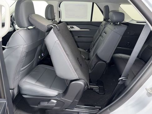 New 2026 Ford Explorer Active w/ Active Comfort Package image 34