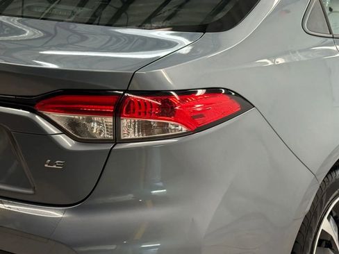 Used 2020 Toyota Corolla LE FWD image 10