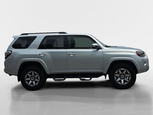 Used 2021 Toyota 4Runner TRD Off-Road Premium w/ Moonroof Package AWD/4WD image 3