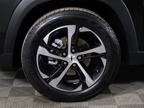 Used 2025 Chevrolet Trax RS image 20