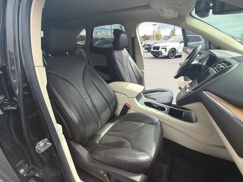Used 2015 Lincoln MKC AWD w/ Equipment Group 102A Reserve image 30