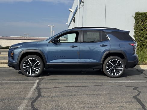 New 2026 Chevrolet Equinox RS w/ LPO, Floor Liner Package image 4