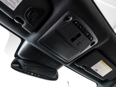 Used 2019 INFINITI Q60 3.0t Luxe w/ Essential Package image 30