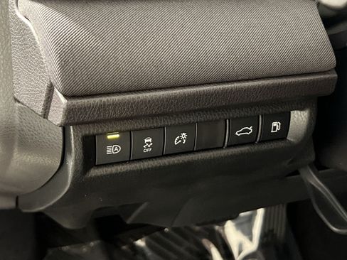 Used 2025 Toyota Camry LE FWD image 32