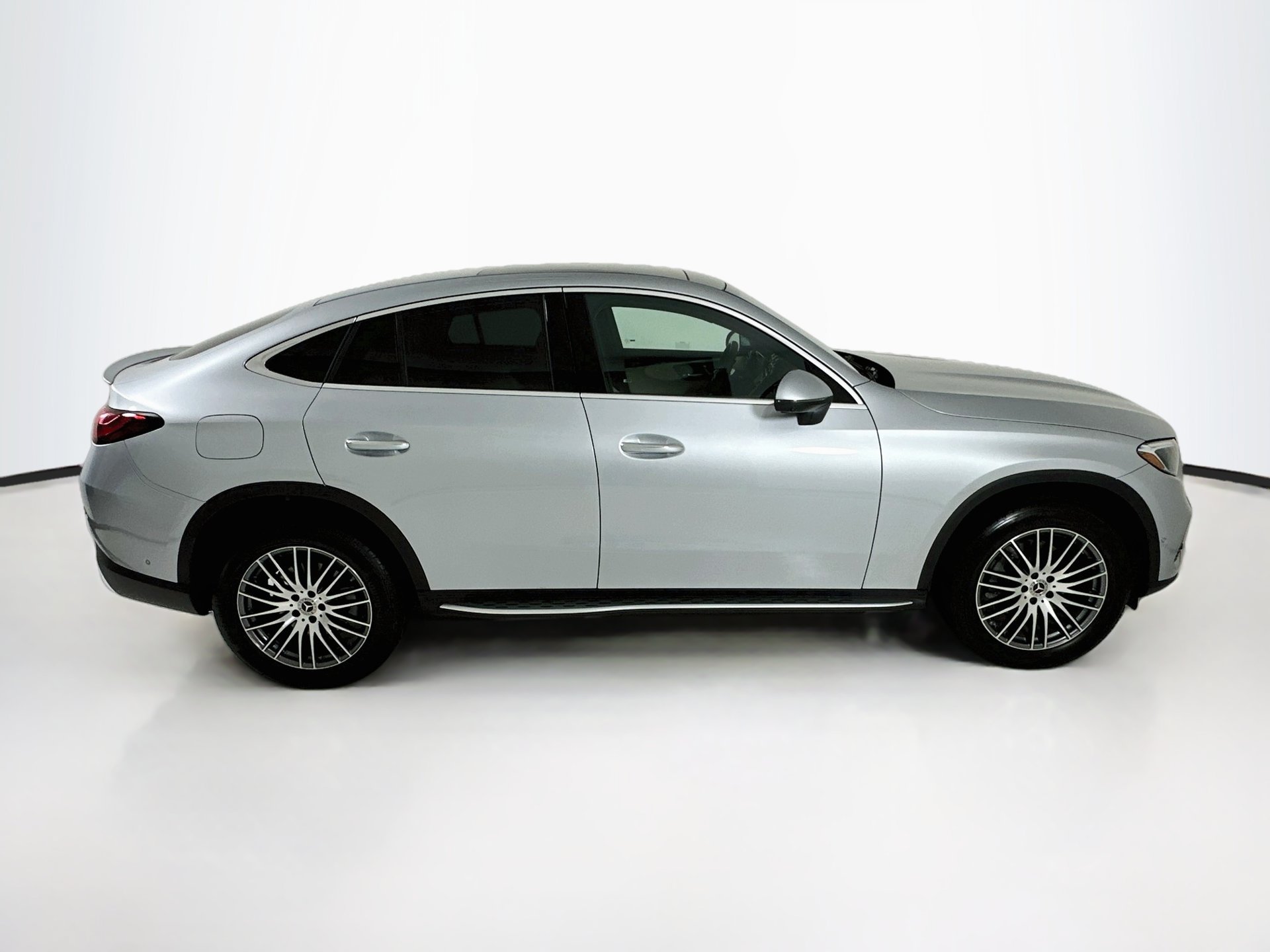 Certified 2026 Mercedes-Benz GLC 300 4MATIC image 9
