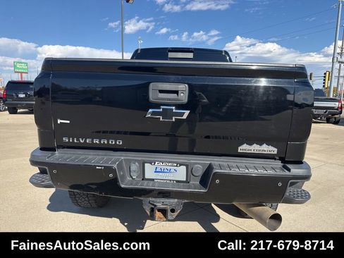 Used 2017 Chevrolet Silverado 2500 High Country w/ Duramax Plus Package image 18