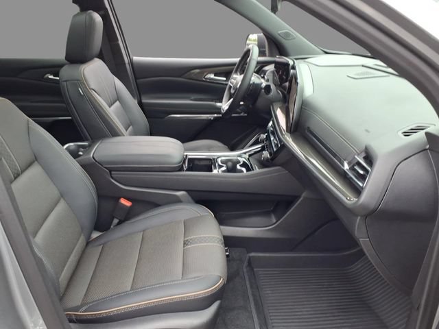 Used 2026 Chevrolet Traverse High Country w/ LPO, Floor Liner Package AWD/4WD image 13