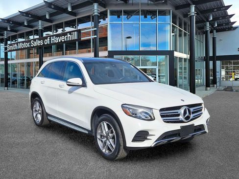 Used 2019 Mercedes-Benz GLC 300 4MATIC image 7