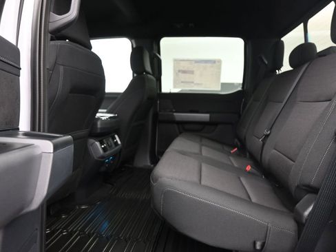 Used 2025 Ford F150 XLT w/ Equipment Group 302A MID image 19