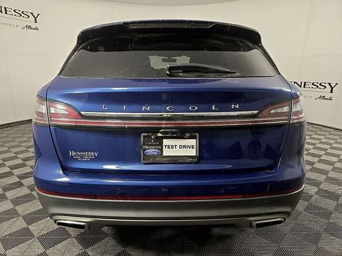 Certified 2021 Lincoln Nautilus Reserve w/ Equipment Group 201A image 6