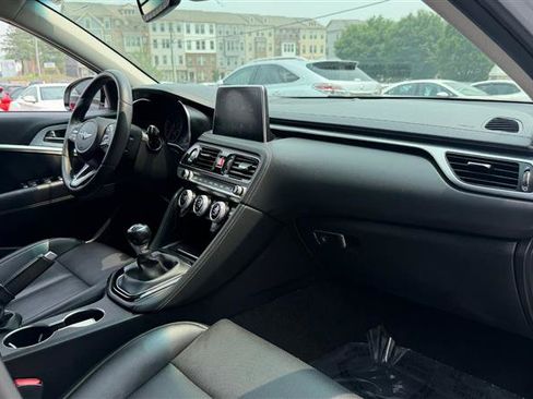Used 2020 Genesis G70 2.0T Sport RWD image 15