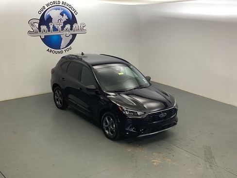 Used 2024 Ford Escape ST-Line image 13
