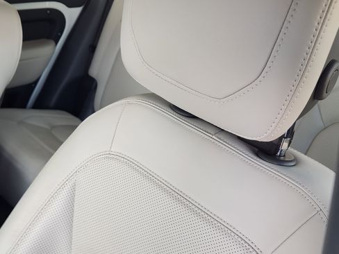 Used 2023 Land Rover Defender 130 First Edition image 14