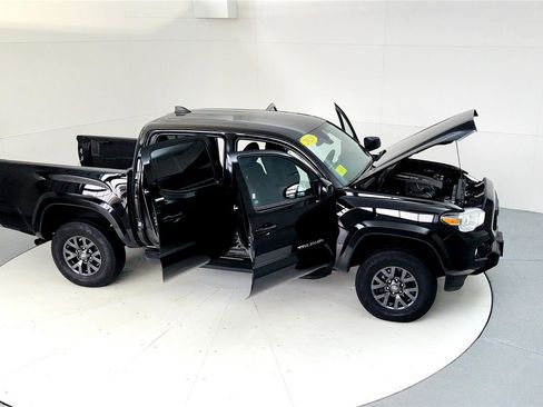 Used 2023 Toyota Tacoma SR5 image 24