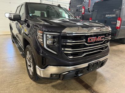 Used 2023 GMC Sierra 1500 SLT w/ SLT Premium Package