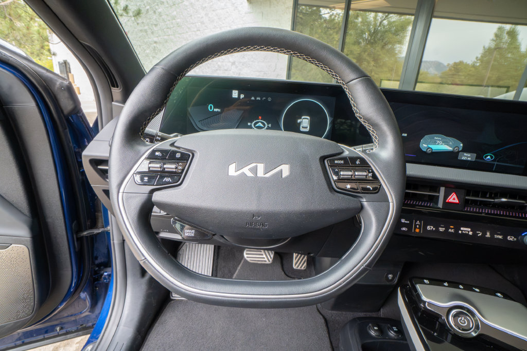 Used 2024 Kia EV6 GT-Line AWD/4WD image 12