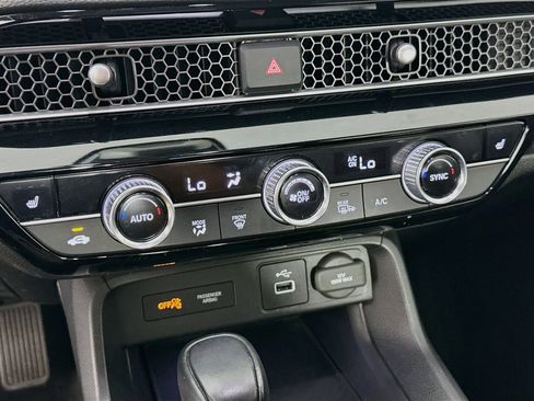 Used 2022 Honda Civic EX image 23
