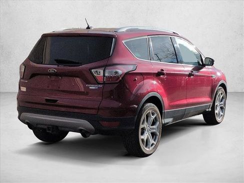 Used 2018 Ford Escape Titanium image 5