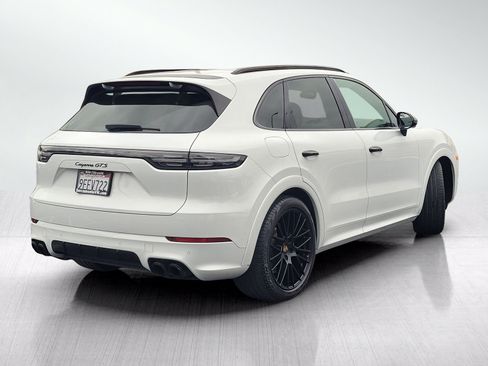 Used 2021 Porsche Cayenne GTS AWD/4WD image 4