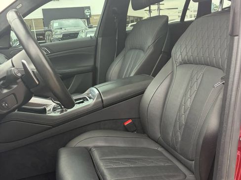 Used 2021 BMW X6 M50i w/ Executive Package image 7