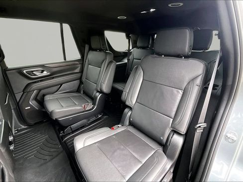 Used 2024 Chevrolet Tahoe Z71 w/ Luxury Package AWD/4WD image 26