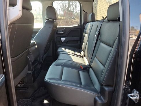 Used 2018 Chevrolet Silverado 1500 LT w/ Redline Edition image 10