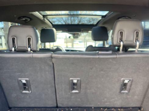 Certified 2023 Cadillac XT4 Premium Luxury w/ Technology Package image 3