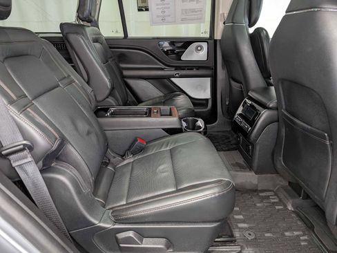 Used 2020 Lincoln Aviator Reserve w/ Equipment Group 201A image 39
