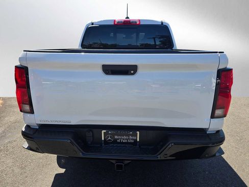 Used 2026 Chevrolet Colorado Z71 w/ Technology Package AWD/4WD image 4