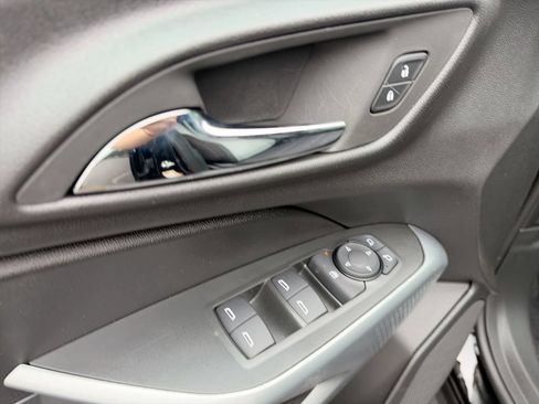 New 2026 Chevrolet Trax RS w/ Driver Confidence Package FWD image 14