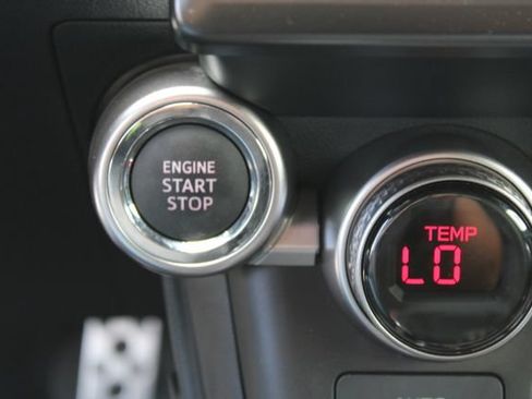 Used 2024 Subaru BRZ Limited RWD image 18