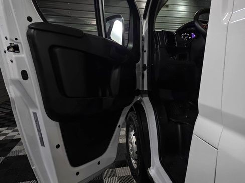 Used 2023 RAM ProMaster 2500 image 26