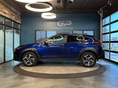 Used 2024 Subaru Crosstrek 2.0i Premium AWD/4WD image 6