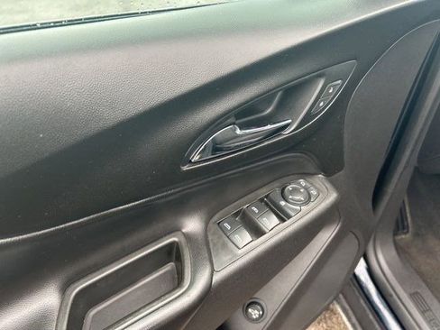 Used 2021 Chevrolet Equinox LT image 13